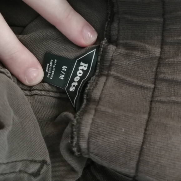 Cargo shorts - Picture 3 of 3